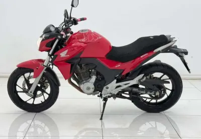 Honda cb 250f twister 2016