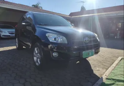 Toyota rav4 4x2 2011