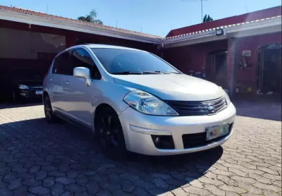 Nissan tiida 18sl flex 2011