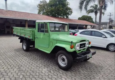 Toyota bandeirante 1974