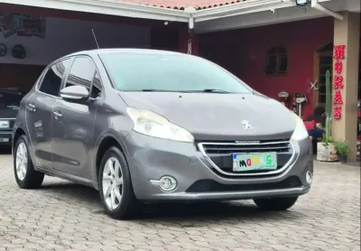 Peugeot 208 allure 2014