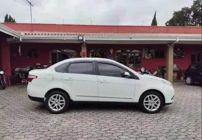 Fiat siena essence 1.6 2014