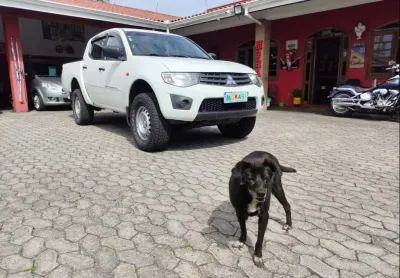 Mitsubishi l200 triton gl d 2015