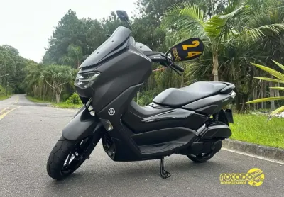 Nmax connected 160 abs 2024 com 1400 km