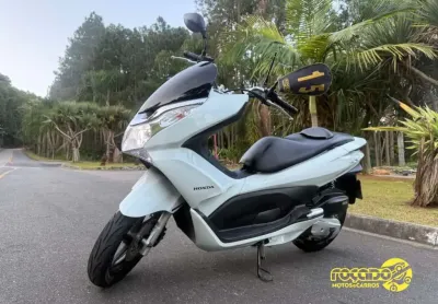 Honda pcx 150 2015 com 24 mil km