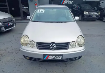 Volkswagen polo sedan 2.0 8v gasolina manual