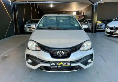 Toyota etios x flex automático