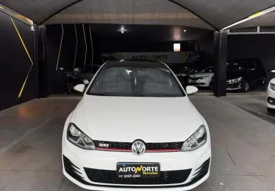 Volkswagen Golf Gasolina Automático
