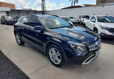 Mercedes-benz gla 200 1.6 cgi flex style 7g-dct
