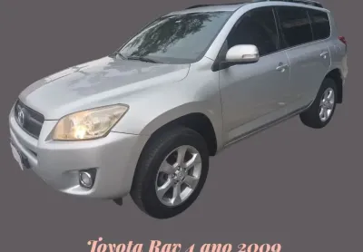 Toyota rav4 automatica completa baixo km muito bem conservada,manual ,chave copia e laudo cautelar a