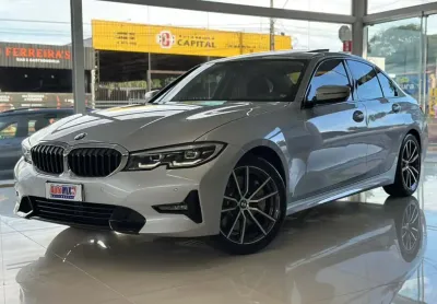 BMW 330i Sport 2.0 TB 16V 4p