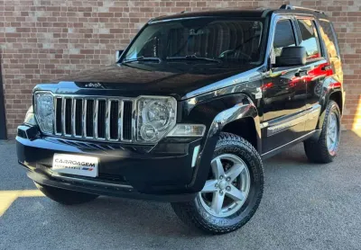 Jeep cherokee ltd 3.7 2010
