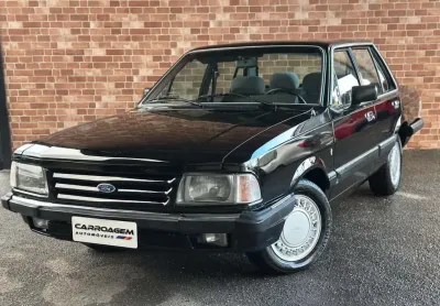 Ford del rey ghia 1.8 4p 1990