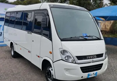 Iveco cityclass 70c17hd  executivo 25 passageiros 2014