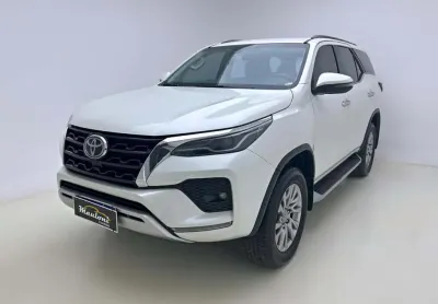 Toyota hilux sw4 2.8 srx 4x4 7 lugares 16v turbo intercooler diesel 4p automático 2021