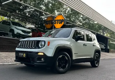 Renegade 1.8 com cambio manual - essa é raridade no mercado de usados