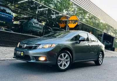 O civic mais desejado de todos os tempos - versão exr com teto solar