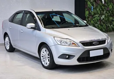 FORD FOCUS Sedan 2.0 16V/2.0 16V Flex 4p Aut.