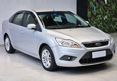 FORD FOCUS Sedan 2.0 16V/2.0 16V Flex 4p Aut.