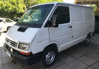 Renault trafic 2.2 furgão chassi longo 8v gasolina 4p manual