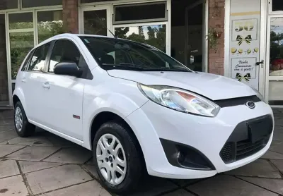 Ford fiesta 1.6 mpi class hatch 8v flex 4p manual