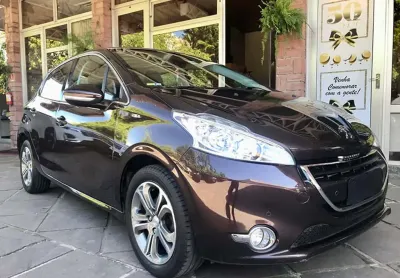 Peugeot 208 1.6 GRIFFE 16V FLEX 4P AUTOMÁTICO