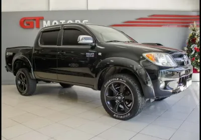 Toyota HILUX 3.0 SRV 4X4 CD 16V TURBO INTERCOOLER DIESEL 4P MANUAL