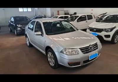 Volkswagen bora 2.0 mi 8v flex 4p automático
