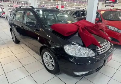 Toyota fielder xei automática 2005