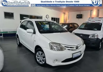 Toyota ETIOS 1.3 XS 16V FLEX 4P MANUAL