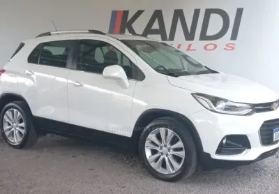 Tracker 1.4 ltz com teto solar em excelente estado. venha conhecer a kandi veículos