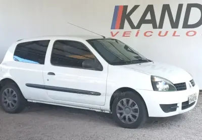 Clio 1.0 campus em ótimo estado e muito confiável. venha conhecer a kandi veículos!