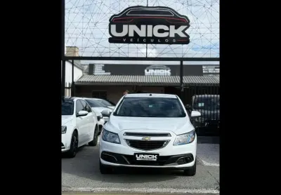 Chevrolet onix 10m lolla 2014