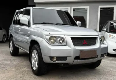 Mitsubishi pajero tr4 2009 2.0 4x4 16v 131cv blindado automático 