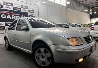 Volkswagen Bora 2001 2.0 mi 8v gasolina 4p manual