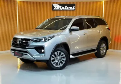 Toyota hillux sw4 srx 4x4 diesel 2.8 2023