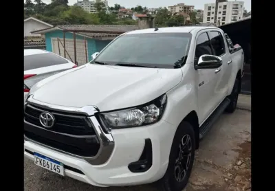 Toyota hilux 2.8 d-4d turbo diesel cd srv 4x4 automático