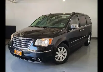 Chrysler town & country 3.8 limited 2010