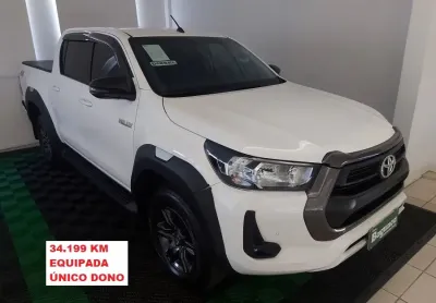 Hilux sr cd 2.8tdi at 4x4