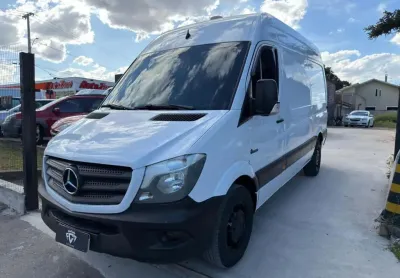 Mercedes-benz 311cdistreetf 2018