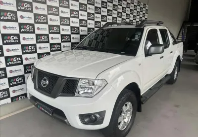 Nissan frontier 2.5 sv attack 4x4 cd turbo el - 2013/2014