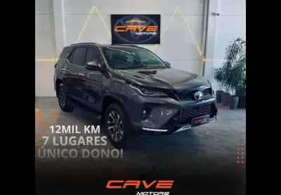 TOYOTA HILUX SW4 SRX Plat. 4x4 2.8 TB Die. Aut.