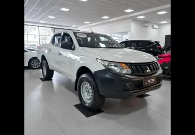 Mitsubishi l200 triton 2.4 16v turbo diesel gl cd 4x4 manual