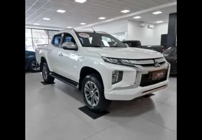 Mitsubishi l200 triton 2.4 16v turbo diesel sport hpe-s cd 4p 4x4 automático