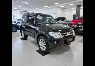 Mitsubishi PAJERO FULL 3.8 4X4 V6 24V GASOLINA 2P AUTOMÁTICO