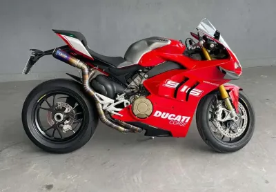 Ducati panigale v4 s