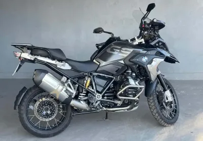 Bmw r gs premium triple black 719