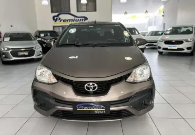 Toyota etios sd xs 15 at 2018