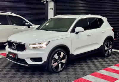 Volvo xc40 t4 momentum impecavel + garantia de 01 ano