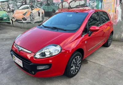 Fiat punto 1.4 attractive italia evo 8v 85cv 4p flex manual - vermelha - 2015/2016